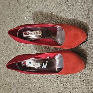 Two Lips Red Heels